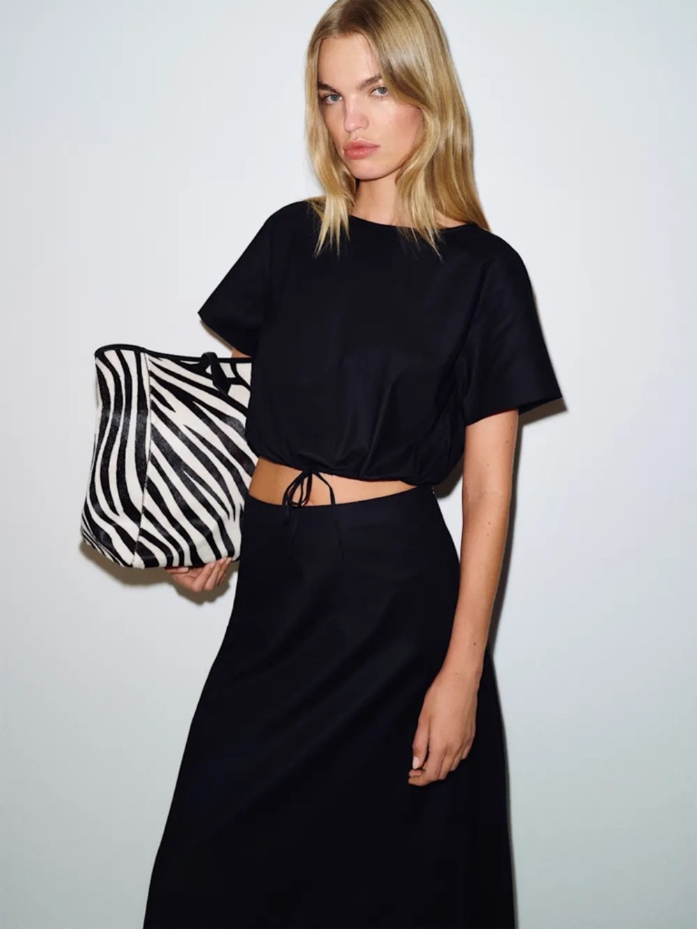 NEW Reformation Jordan Two Piece Short Sleeve Skirt Set Cotton Black | US 0 UK 4 - Picture 2 of 14